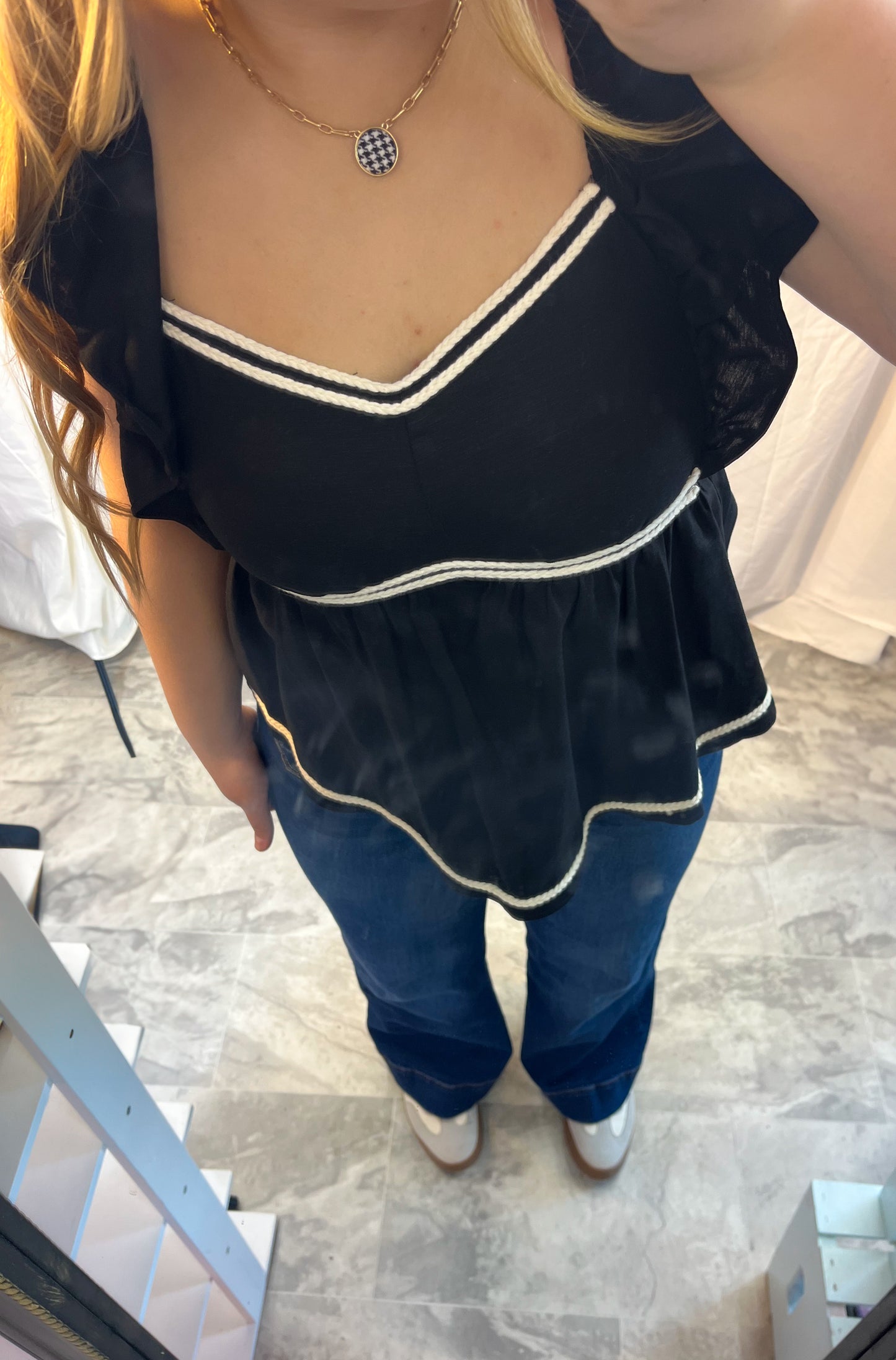 Casual black rope top
